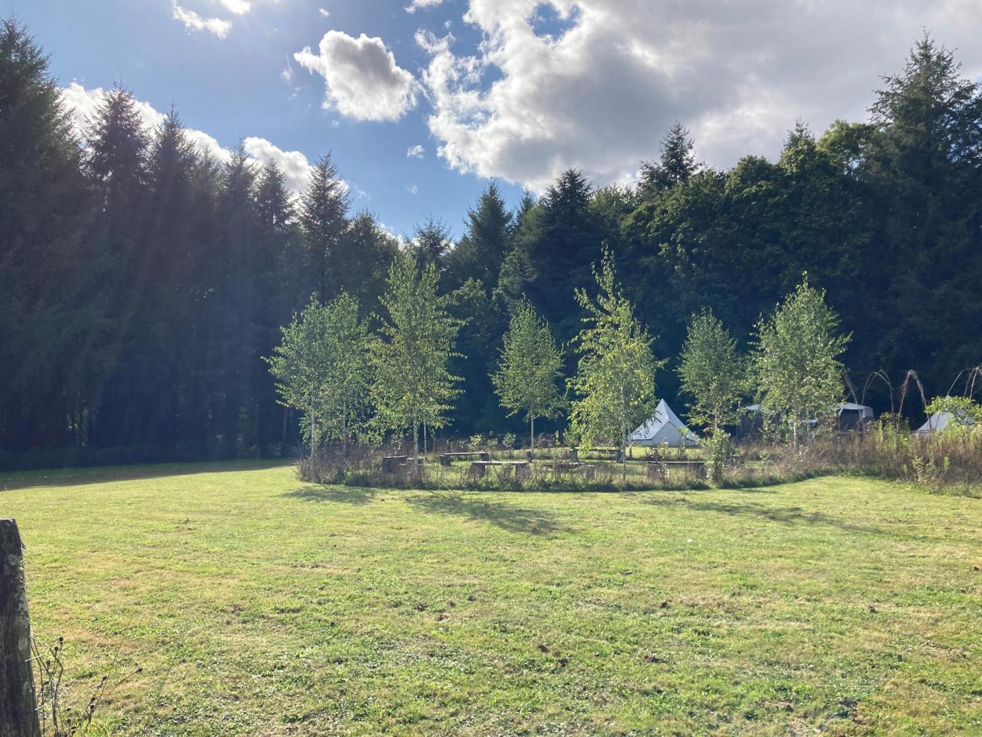 Au Pre Fleuri Eco Glamping Hotel Le Lindois Exterior foto
